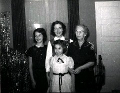 Ruth Bennett; Alice Bennettl Ann Bennett; Adelaide Haydock