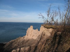 Chimney Bluffs State Park