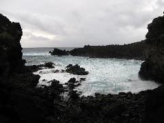 Easter Island; Orongo; Hike; AnaKai Tangata Cave