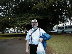 Dan Dorrough; Trips Hawaii Hilo tree