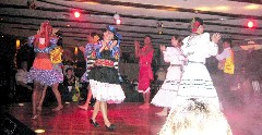 Junius Restaurant Peru South America Trips dancers