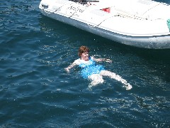Trish Davis; Archipel Ecuador South America Trips swimming