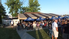 patrons at Canandaigua Inn on the Lake