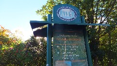 sign Welcome to Genesee Riverway
Port of Rochester Canoe Launch
Lake Avenue
Maplewood Park
Center City