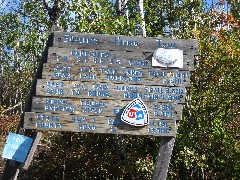 sign Superior Hiking Trail
Campsites 2 0 3 4 4 6 5 4 mi
West Jet Twin Lakes Trail
Bean Lake Overlook 
East Jet Twin Lakes Trail
Spur to Round Mountain
Mount Trudee
Baptism river
State Highway 1
Country Road 5