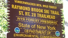 sign Vanderwacker Mtn Wild Forest
Raymond Brook Ski Trail
Thirteenth Lake <-> North Creek
St Rt 28 Trailhead
Thirteenth Lake North Creek