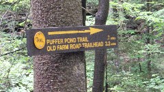 sign Puffer Pond Trail; Old Farm Road Trailhead;
Hiking; NCT; New York; Adirondacks
